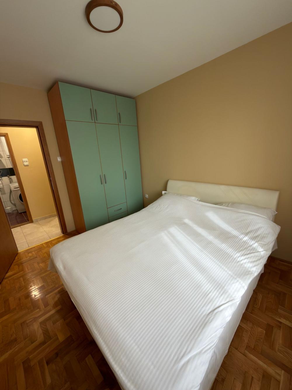 Slika 5 - Stan,NOVI SAD,BULEVAR EVROPE,kv: 50, € 145000, ID: 1019298