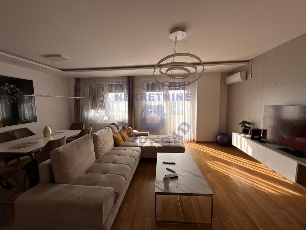 Slika 2 - Odličan LUX trosoban stan - Bul. P. Pavla