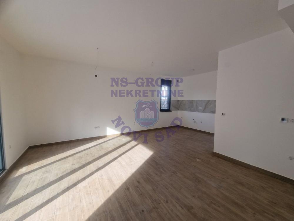 Slika 4 - Četvorosoban stan na Petrovaradnu - Novogradnja