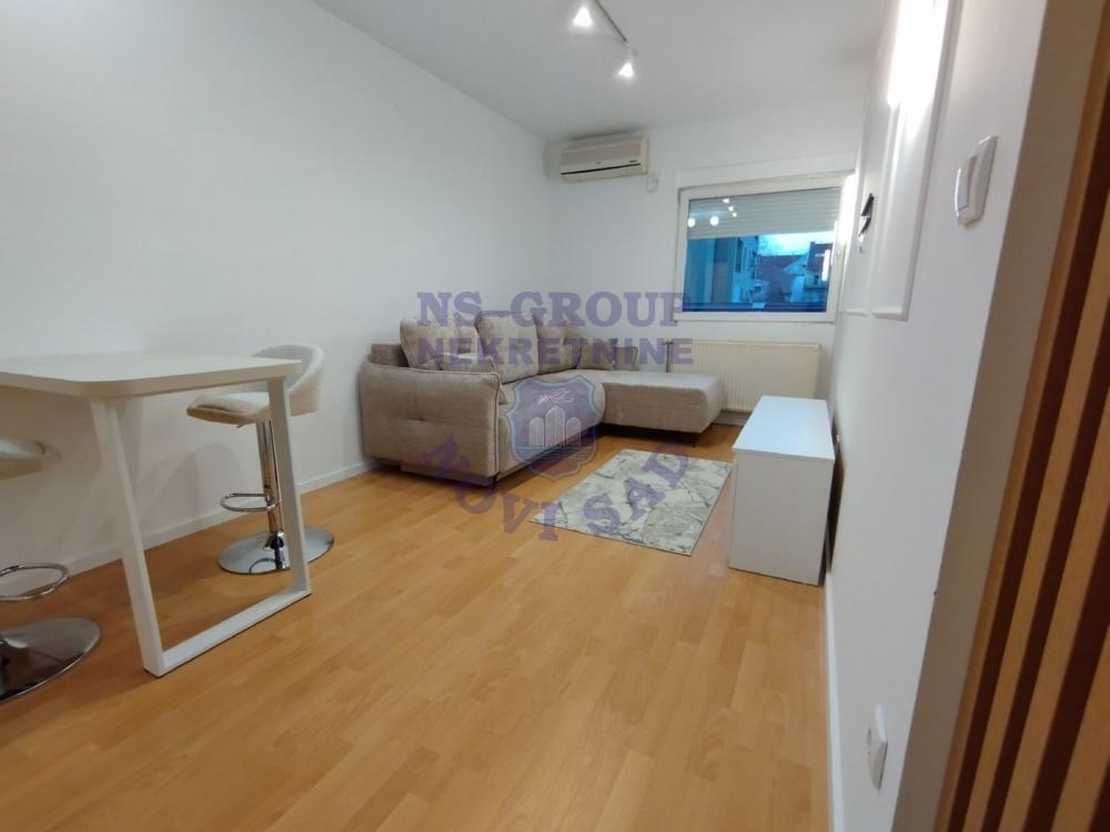 Glavna slika -563874-Dvosoban-44m2-Grbavica