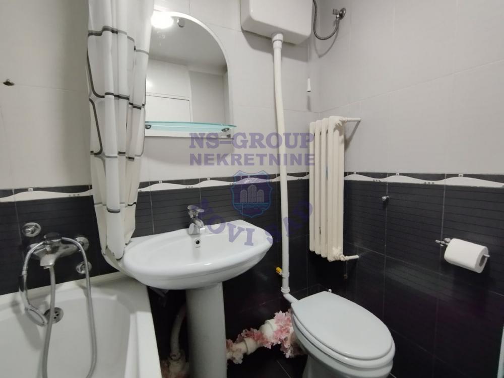 Slika 9 - 563868-Dvoiposoban-64m2-Železnička stanica