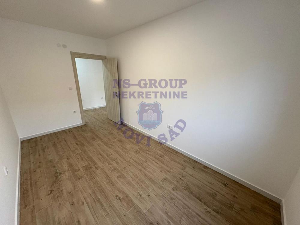 Slika 1 - Dvosoban, 44m2, Nova Detelinara Novi Sad, sa terasom, ima lift