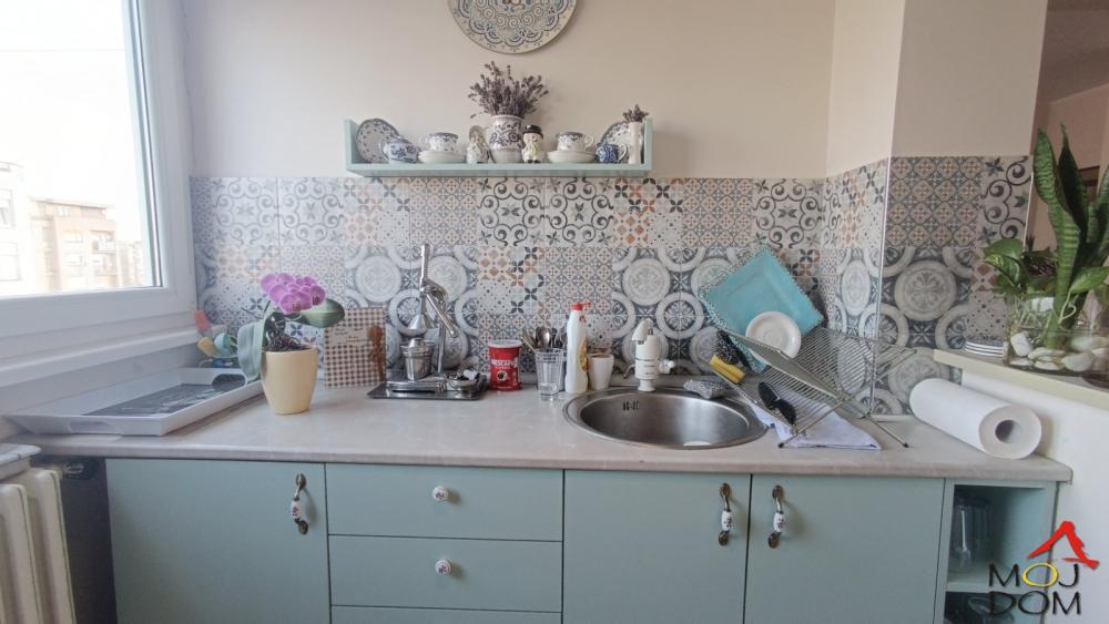 Slika 11 - Stan,NOVI SAD,STANICA,kv: 56, € 155800, ID: 1031812