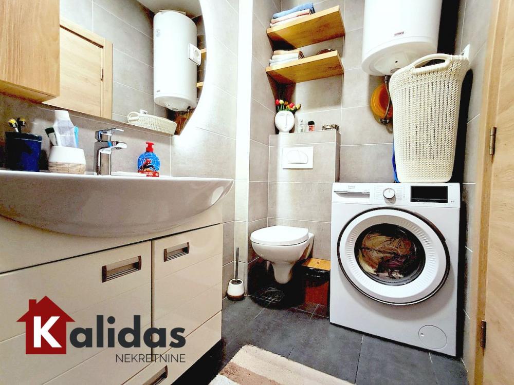 Slika 9 - Stan,NOVI SAD,TELEP,kv: 56, € 167370, ID: 1007953