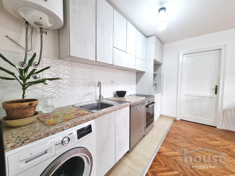 Slika 3 - Stan,NOVI SAD,DETELINARA,kv: 45.00, € 105000, ID: 1065394