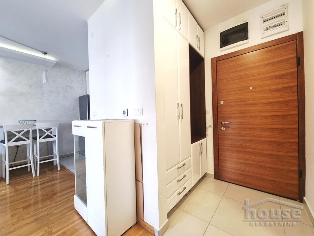 Slika 5 - Stan,NOVI SAD,CENTAR,kv: 45.00, € 147000, ID: 1065377