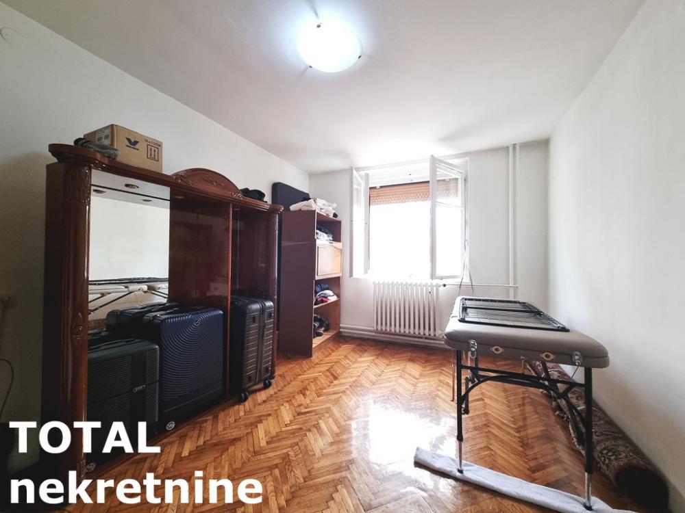 Slika 5 - Stan,NOVI SAD,DETELINARA,kv: 45.00, € 105000, ID: 1102242