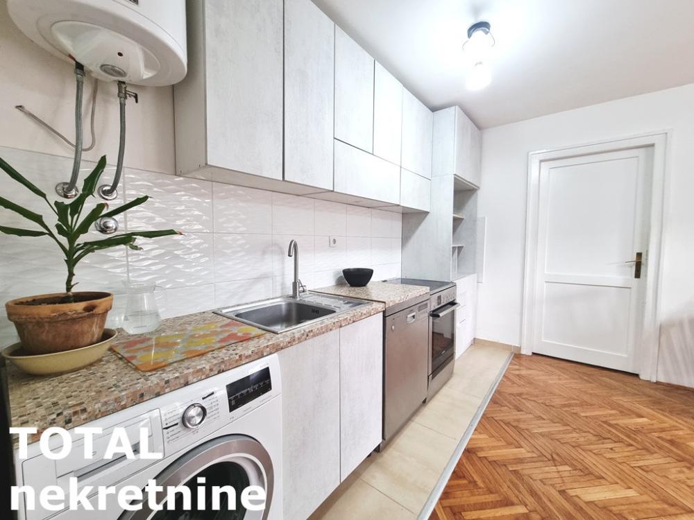 Slika 3 - Stan,NOVI SAD,DETELINARA,kv: 45.00, € 105000, ID: 1102242