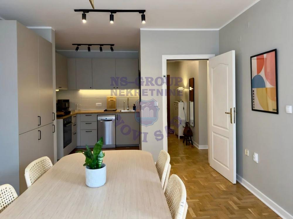 Slika 3 - Troiposoban stan na Podbari