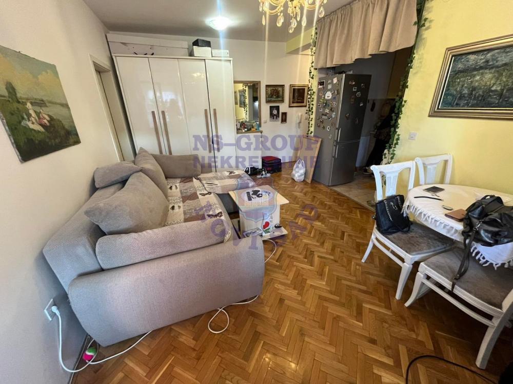 Slika 1 - Dvosoban,odlican,Nova Detelinara