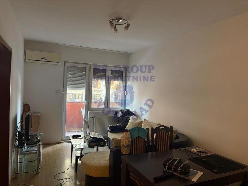 Glavna slika -Jednoiposoban,odlican,Bulevar Patrijarha Pavla