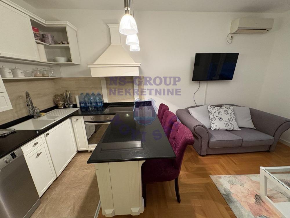 Slika 7 - Dvosoban, 37m2, 560288 Novi Sad, ima lift