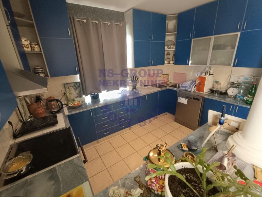 Slika 2 - 564062 - Fantastična kuća kod Novosadskog puta!