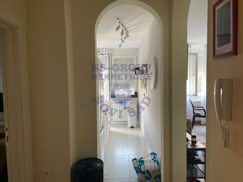 Slika 4 - Odličan dvosoban stan na Novoj Detelinari 