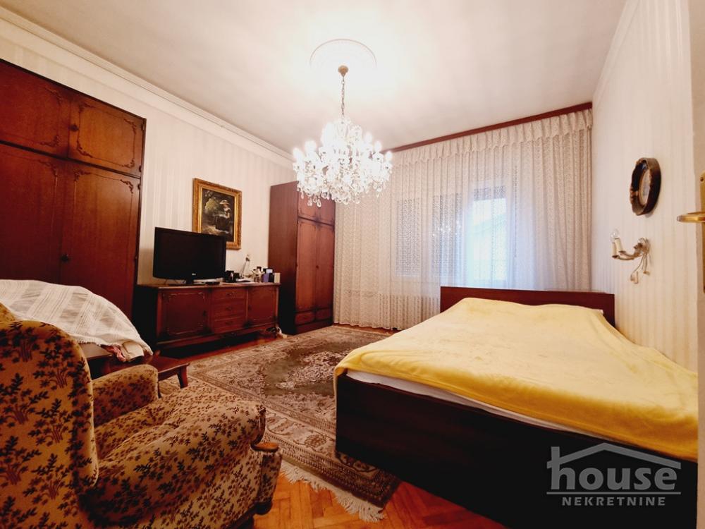 Slika 5 - Stan,NOVI SAD,CENTAR,kv: 61.00, € 200000, ID: 1061938