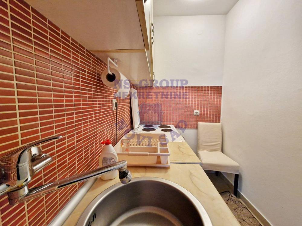 Slika 5 - Odlican jednosoban stan na Novoj Detelinari!