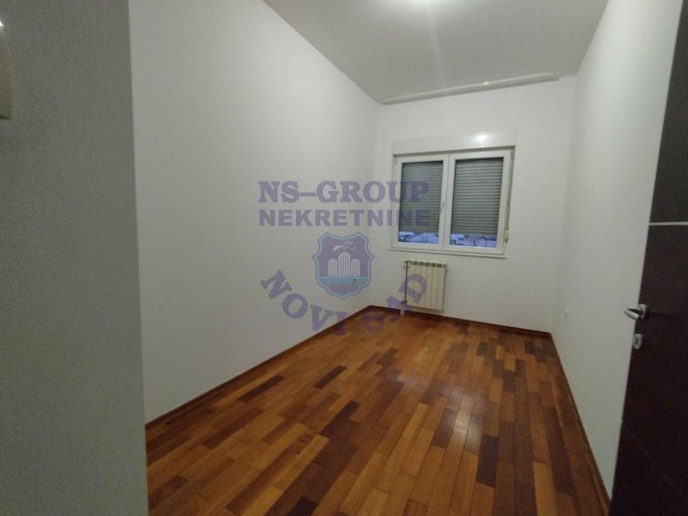 Slika 7 - Odlican trosoban stan na Bulevaru Evrope !