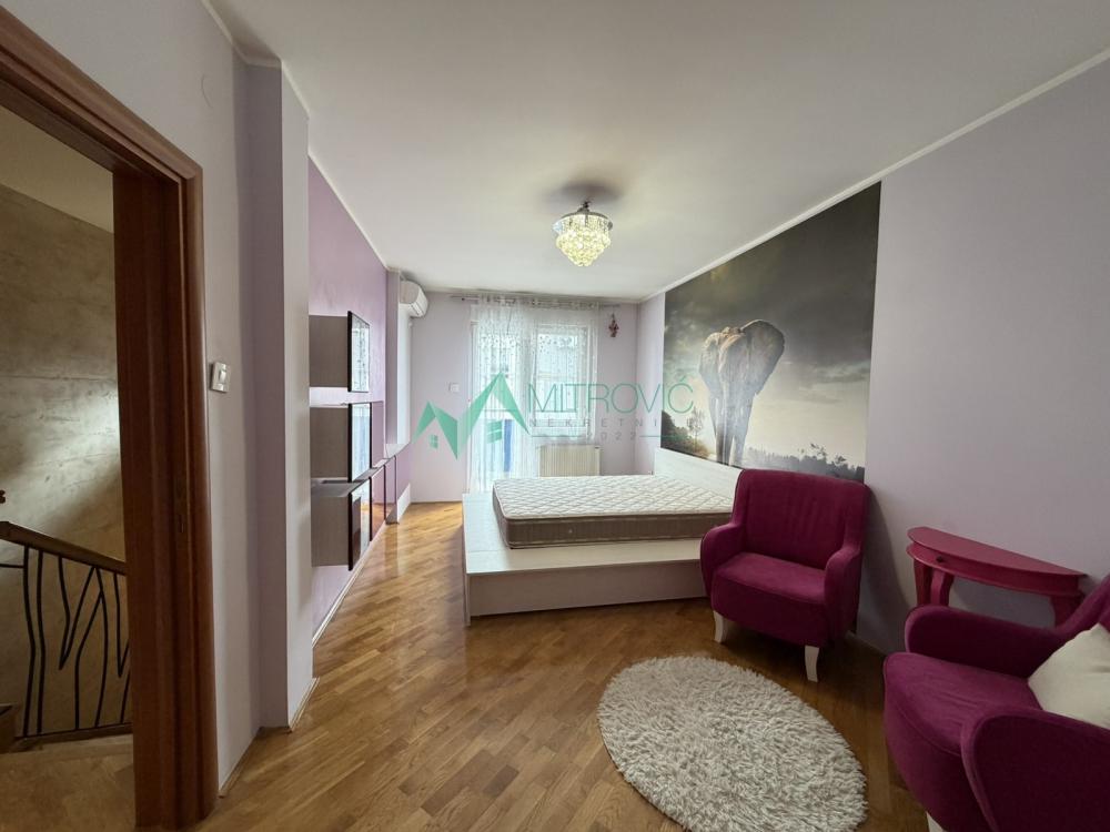 Slika 8 - Danila Kiša, dupleks, 161m2. 