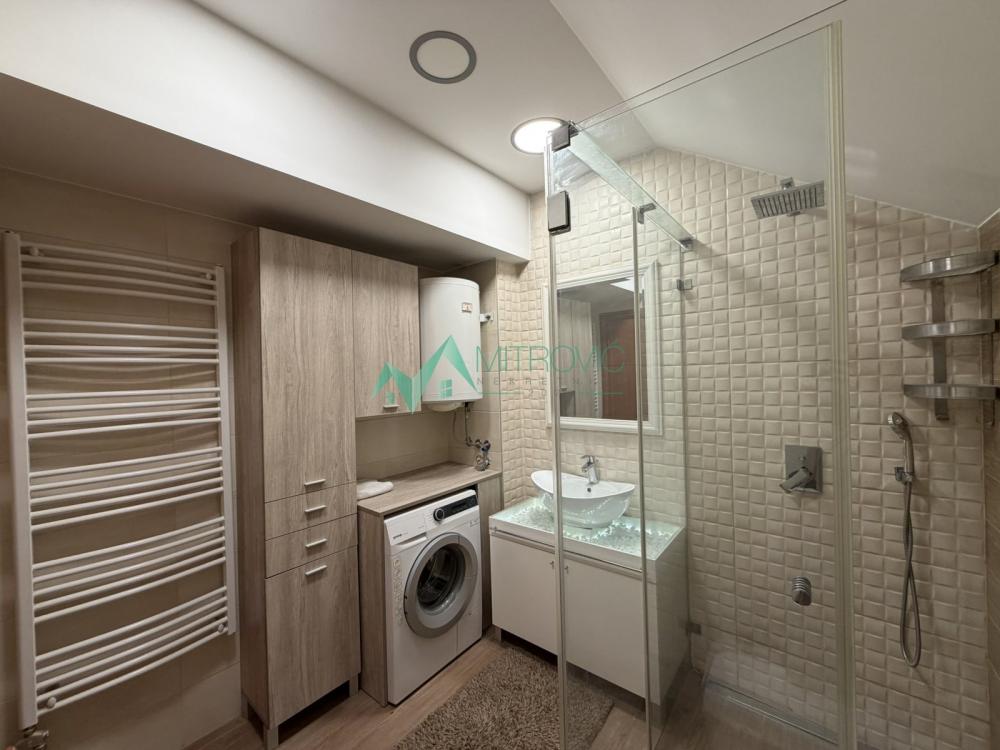 Slika 10 - Danila Kiša, dupleks, 161m2. 