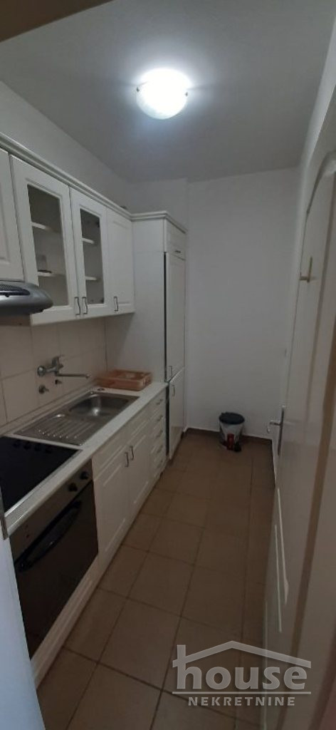 Slika 6 - Stan,NOVI SAD,BULEVAR,kv: 49.00, € 145000, ID: 1065393