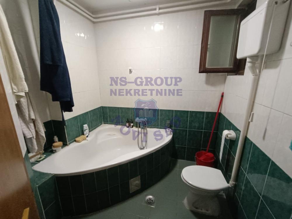 Slika 7 - Trosoban, 70m2, Kej žrtava racije Novi Sad, sa terasom