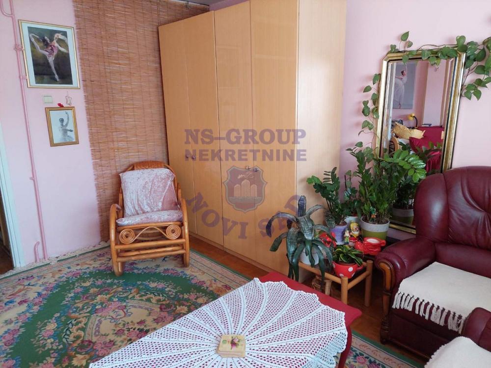 Glavna slika -Odlican stan Novo Naselje