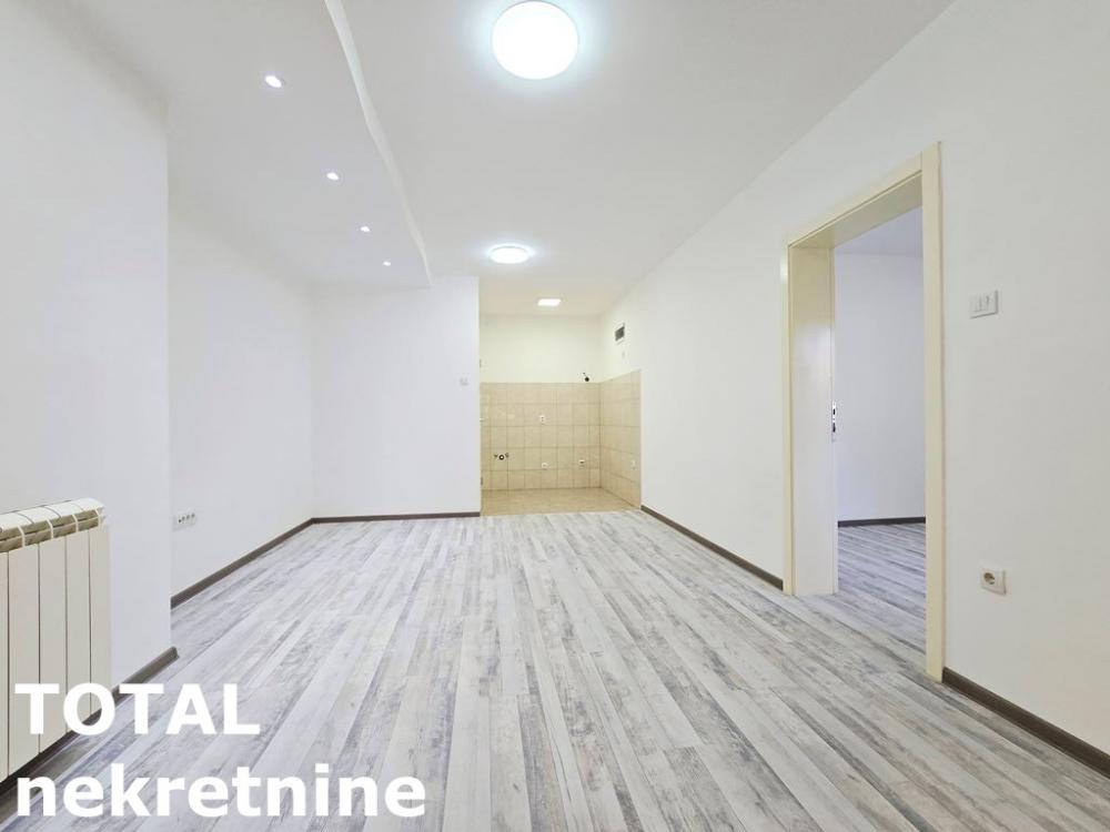 Slika 7 - Stan,NOVI SAD,TELEP,kv: 50.00, € 120000, ID: 1102269