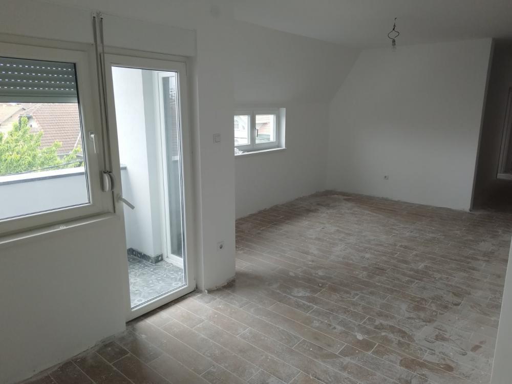 Glavna slika -Stan,NOVI SAD,VETERNIK,kv: 61.00, € 107500, ID: 1057985