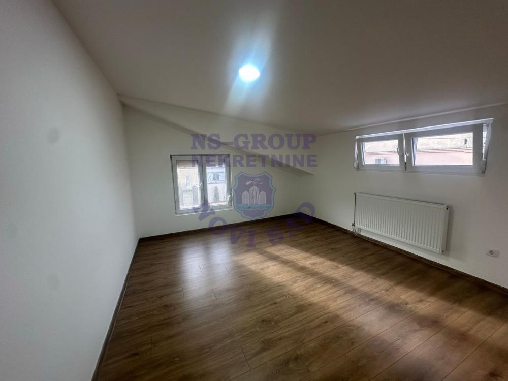 Slika 4 - Dvoiposoban, 65m2, Bulevar Evrope Novi Sad