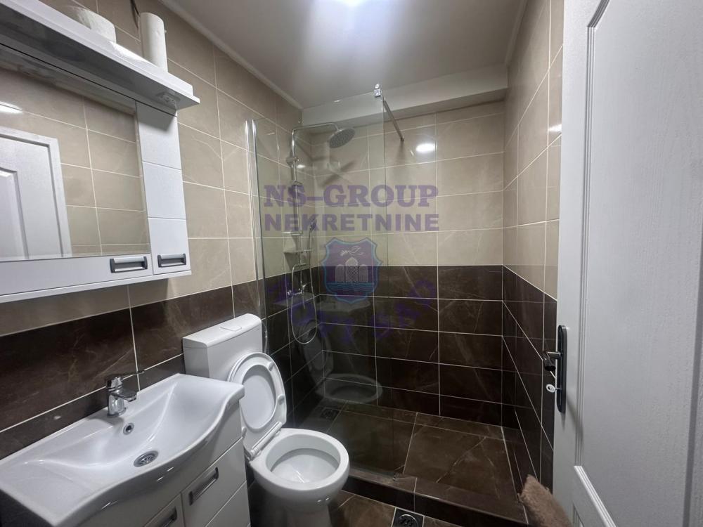 Slika 7 - Dvoiposoban, 65m2, Bulevar Evrope Novi Sad