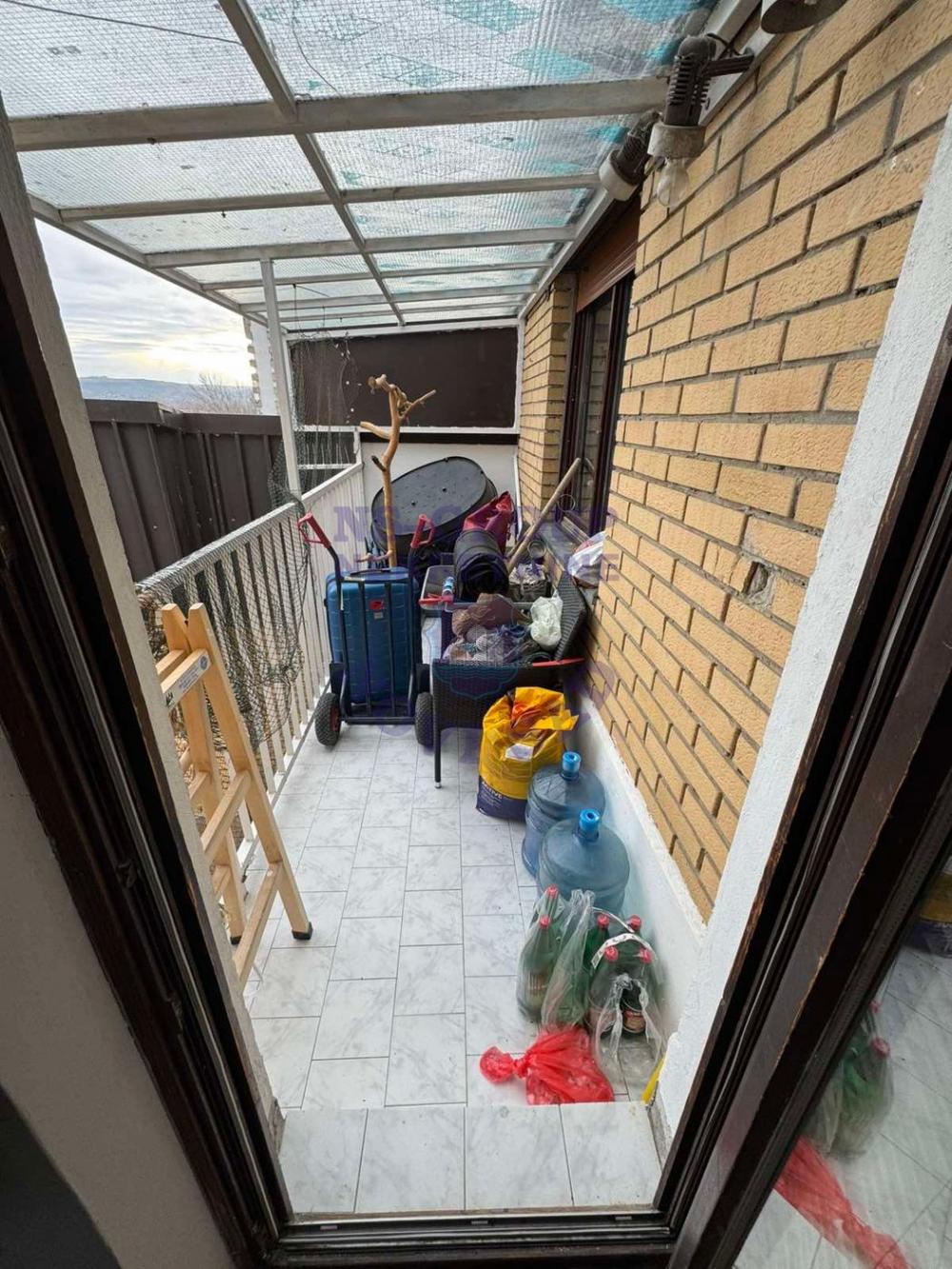 Slika 6 - Dvosoban, 49m2, Liman 3 Novi Sad, sa terasom, ima lift