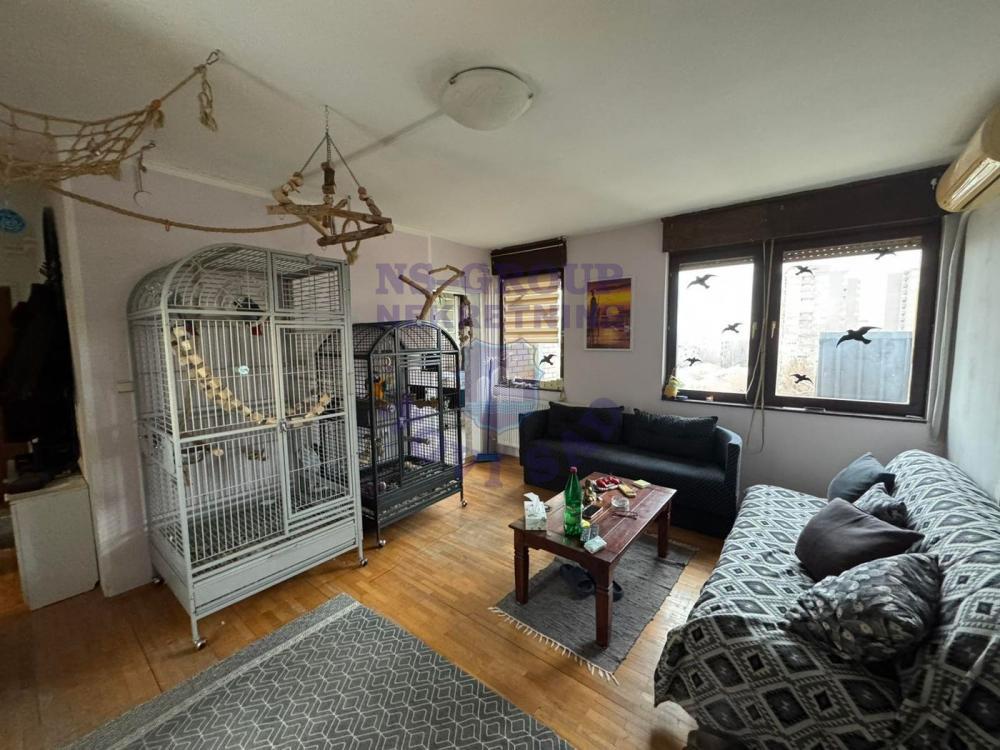 Glavna slika -Dvosoban, 49m2, Liman 3 Novi Sad, sa terasom, ima lift