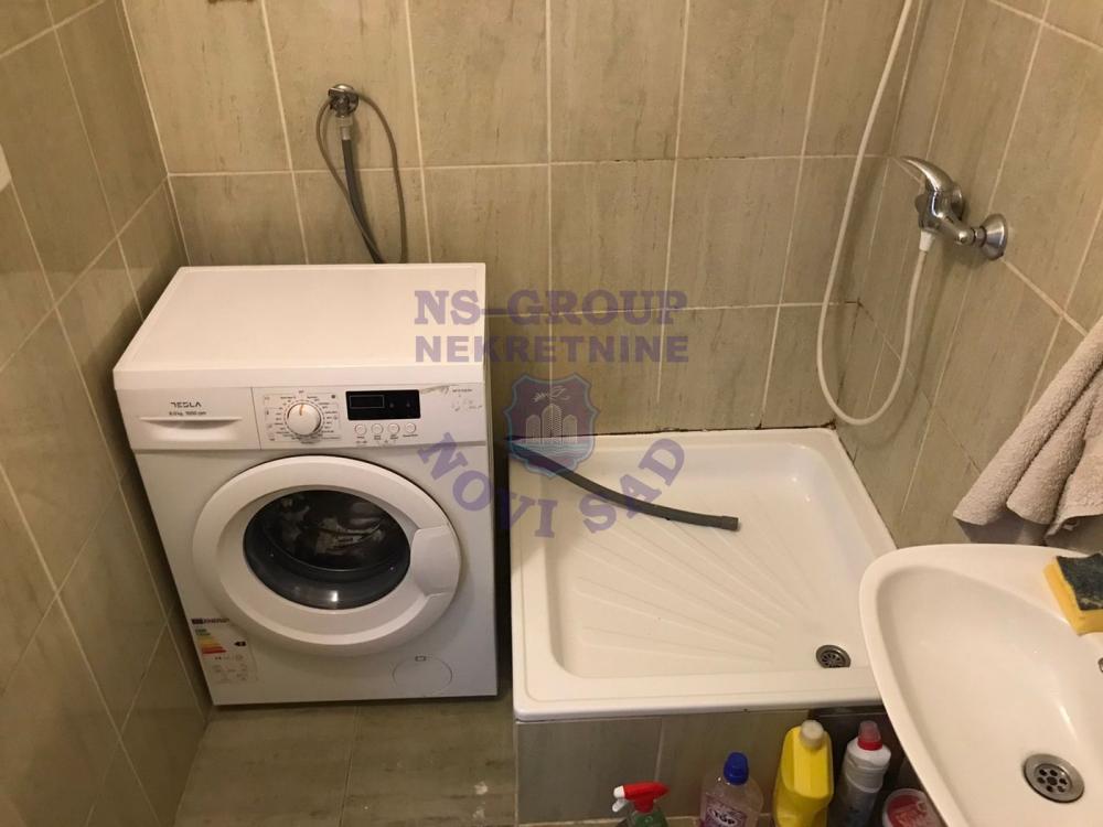 Slika 3 - Prodaja stana, Nova Detelinara Novi Sad, sa terasom, ima lift