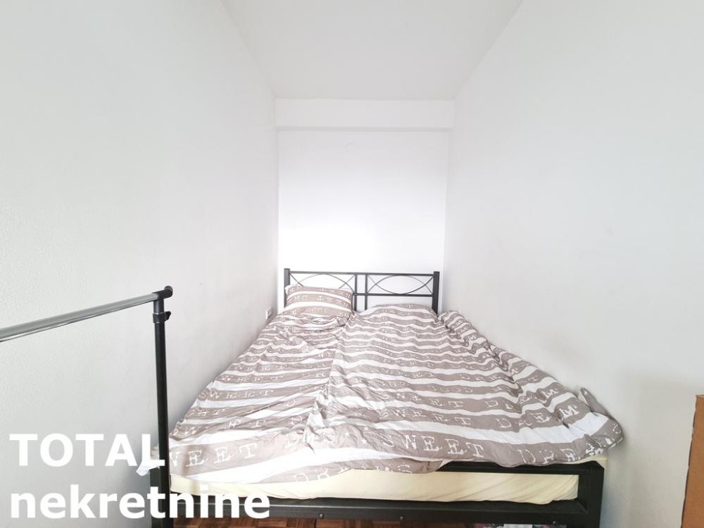 Slika 11 - Stan,NOVI SAD,BULEVAR,kv: 53.00, € 160000, ID: 1102251