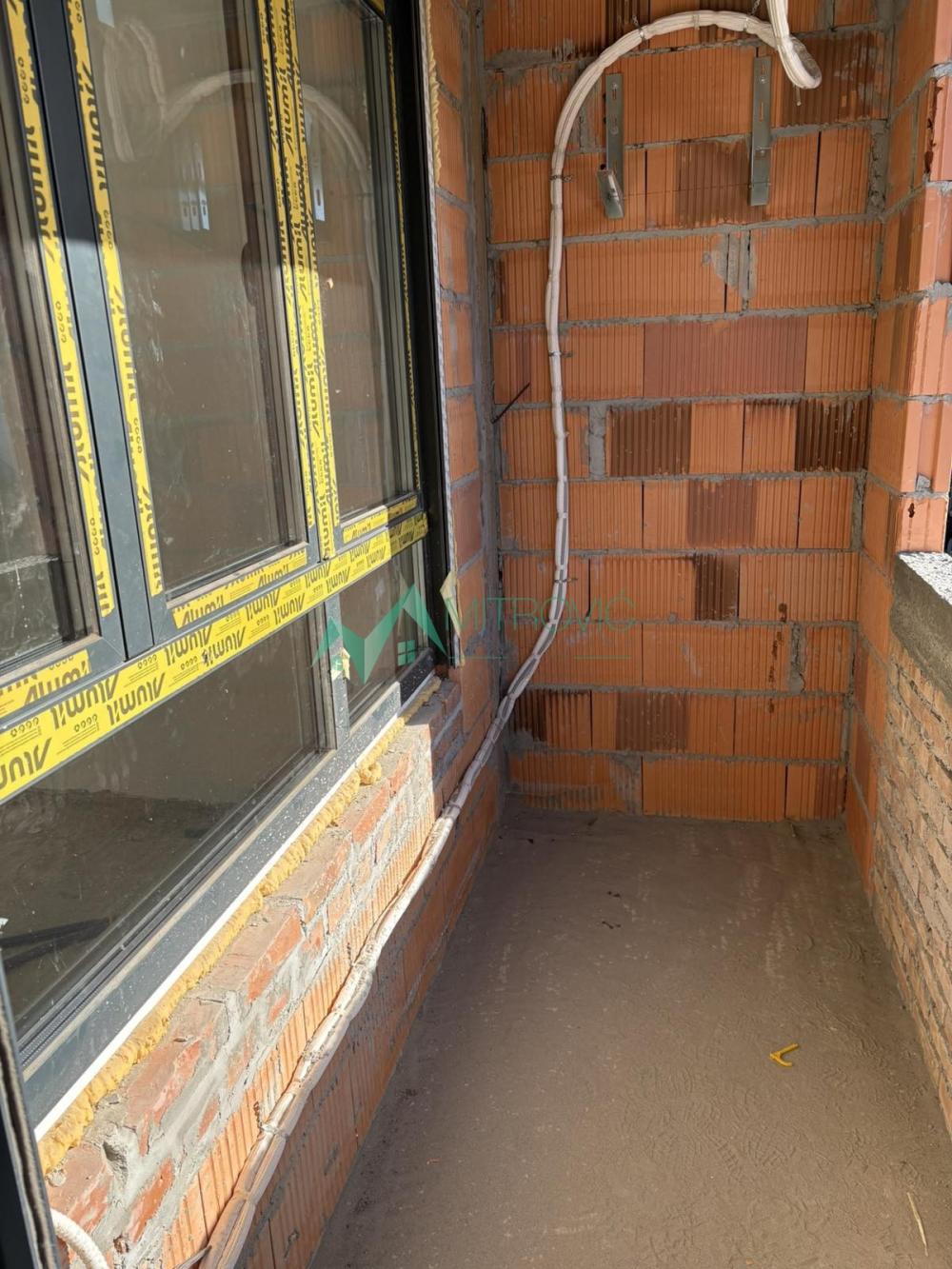 Slika 5 - Dvosoban stan na Salajci-45m2