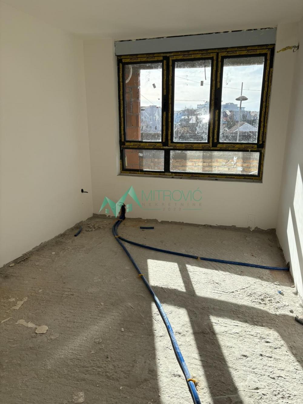 Slika 3 - Dvosoban stan na Salajci-45m2