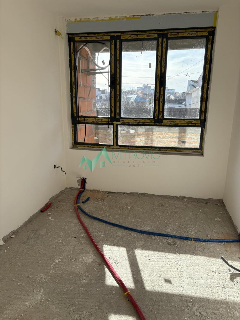 Slika 2 - Dvosoban stan na Salajci-50m2