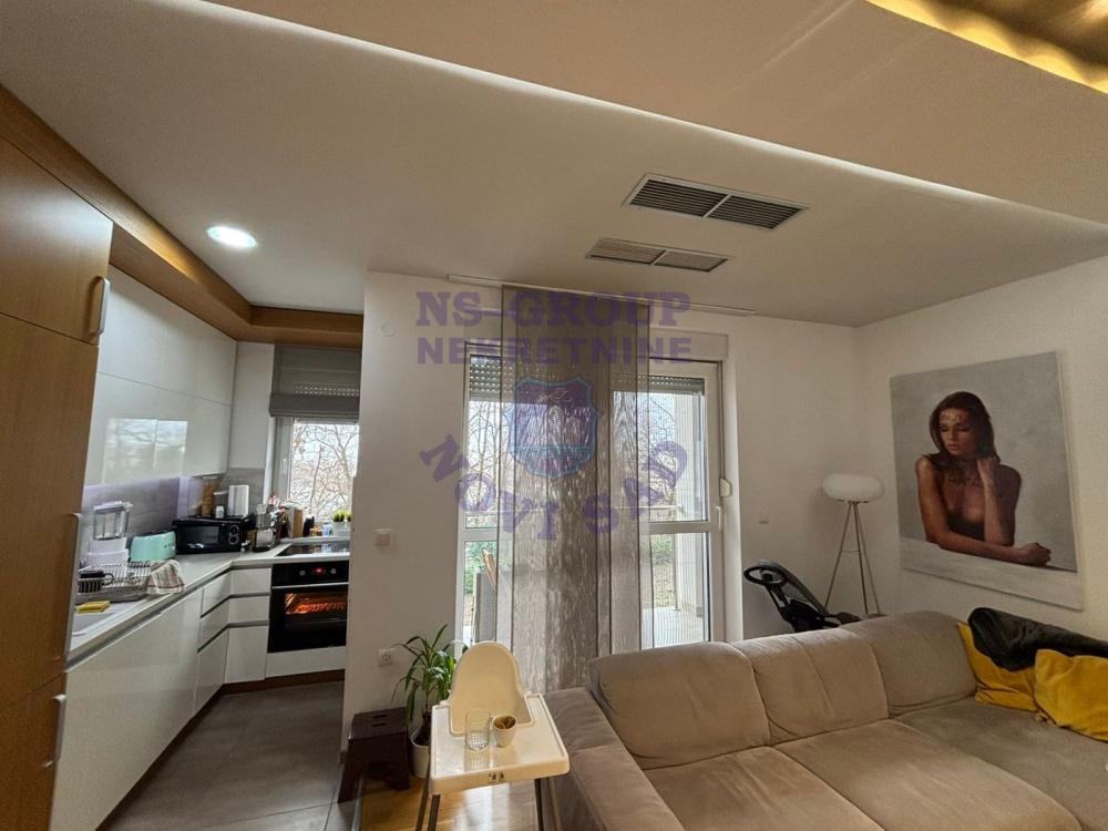 Slika 1 - Trosoban stan u Sremskoj Kamenici 