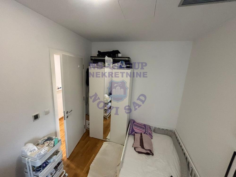 Slika 6 - Trosoban stan u Sremskoj Kamenici 