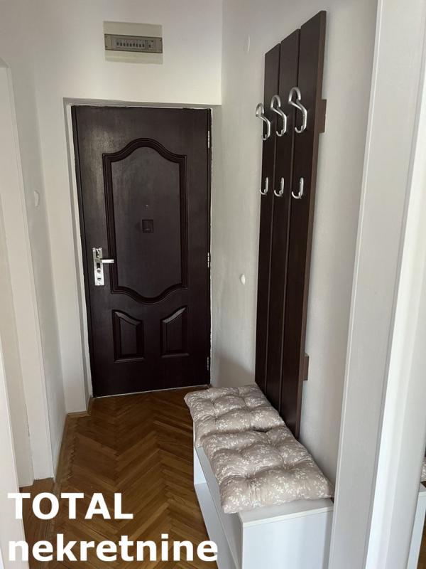 Slika 4 - Stan,NOVI SAD,GRBAVICA,kv: 25.00, € 92700, ID: 1102271