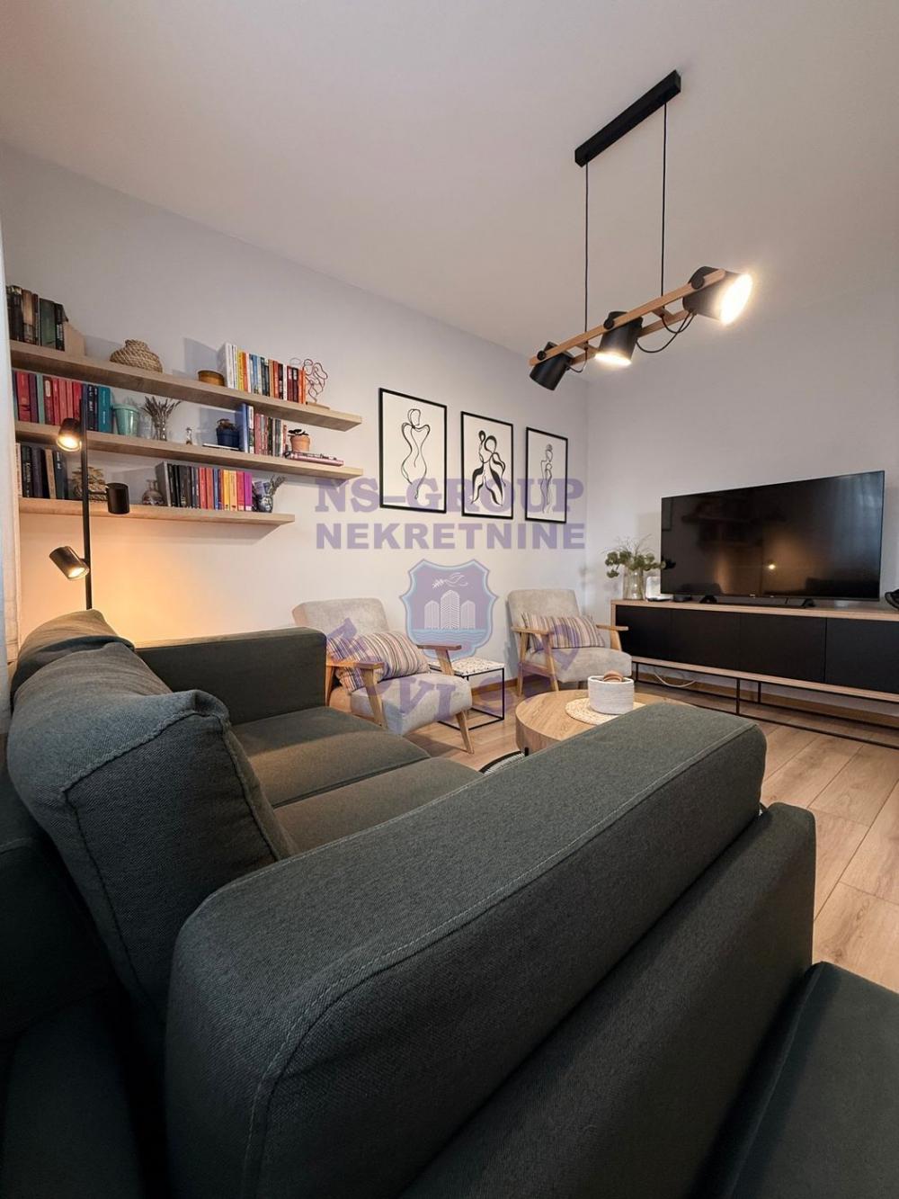 Slika 2 - Dvoiposoban, 51m2, Adice Novi Sad, sa terasom