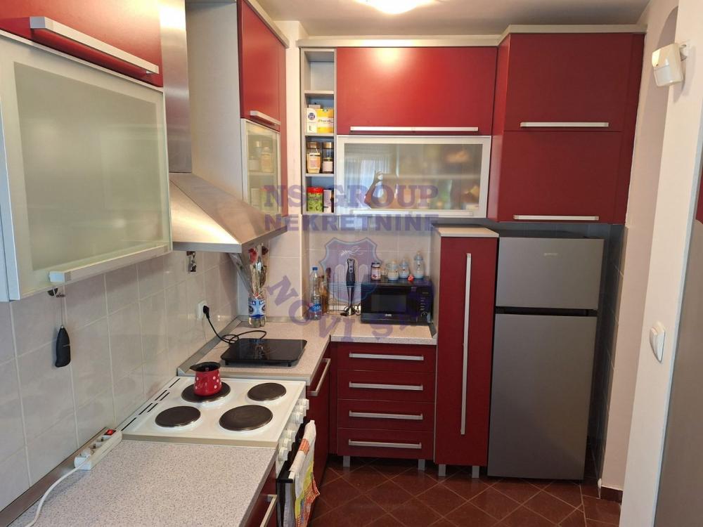 Slika 2 - Dvoiposoban, 71m2, Salajka (Partizanska ulica) Novi Sad, sa terasom