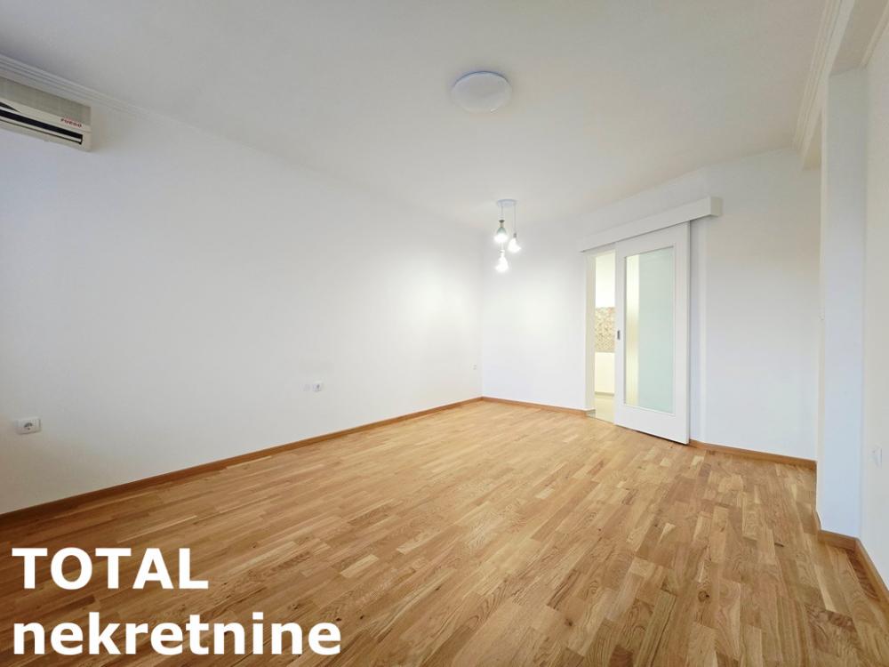 Slika 4 - Stan,NOVI SAD,NOVA DETELINARA,kv: 51.00, € 130000, ID: 1102272