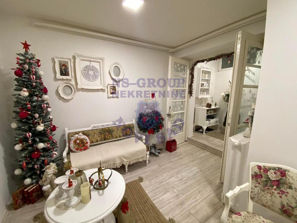 Slika 6 - Dvosoban, 37m2, Novosadski kej Novi Sad, sa terasom