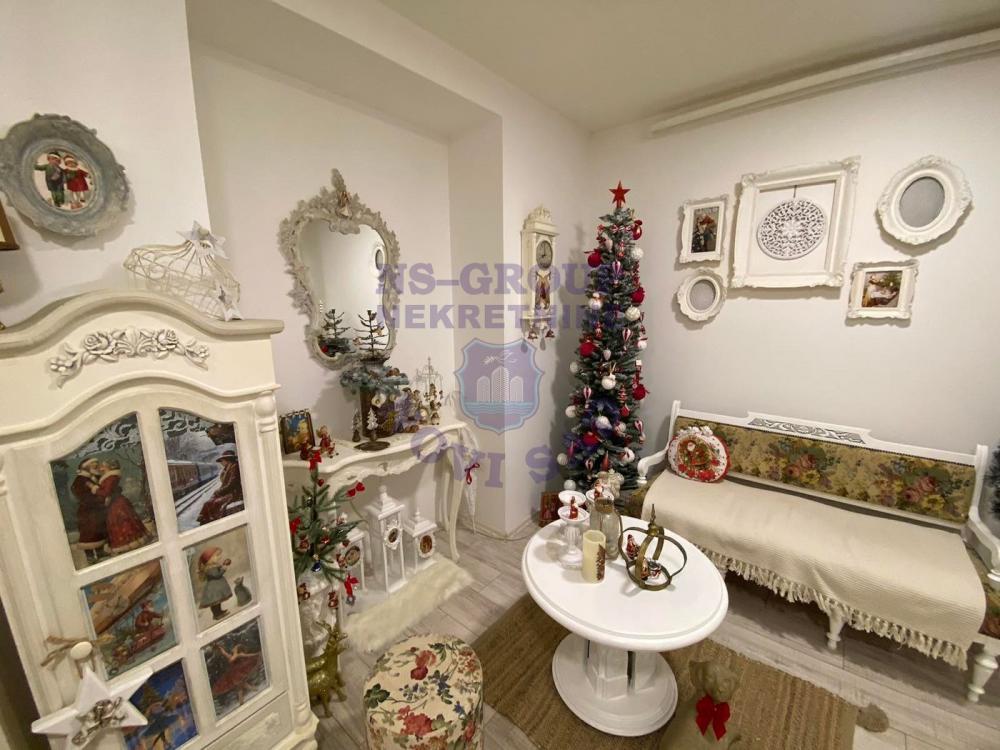 Glavna slika -Dvosoban, 37m2, Novosadski kej Novi Sad, sa terasom