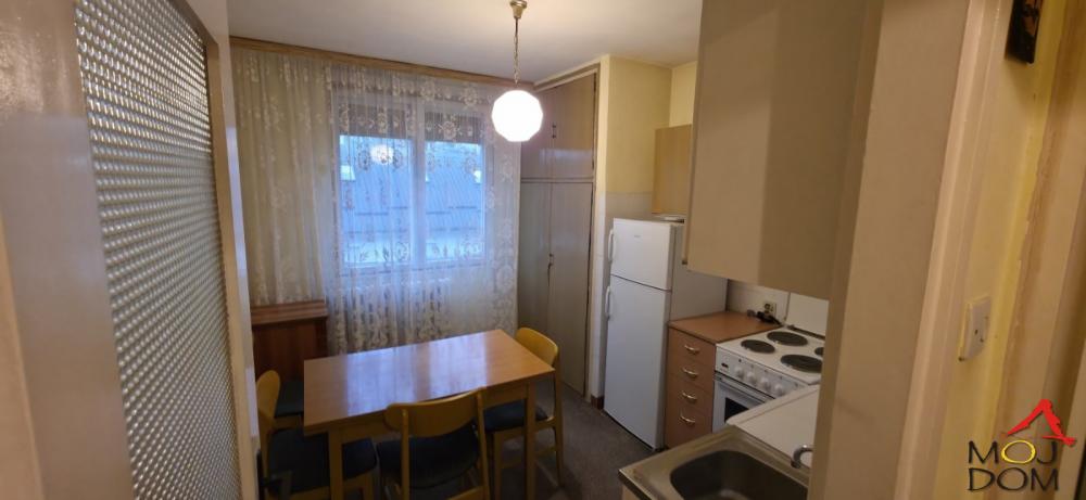 Slika 9 - Stan,NOVI SAD,DETELINARA,kv: 43, € 96800, ID: 1031798