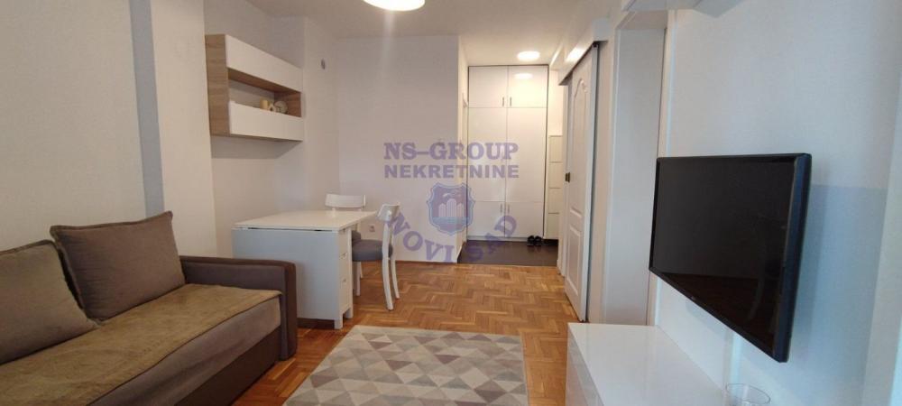 Slika 4 - Odličan dvosoban stan na Socijalnom! 