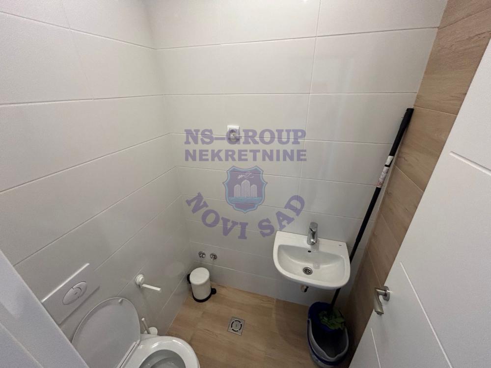 Slika 9 - Odlican cetvorosoban stan na Bulevaru Patrijarha Pavla!