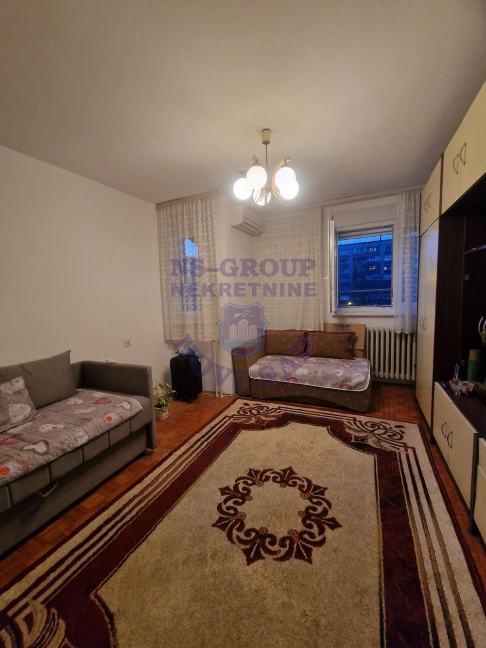 Slika 1 - Odlicna garsonjera na Bulevaru!