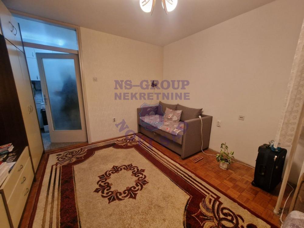 Slika 3 - Odlicna garsonjera na Bulevaru!